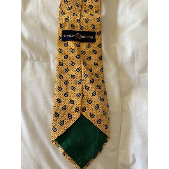 TOMMY HILFIGER‎ Men's Yellow Blue 100% Silk Tear Drop Neck Tie USA Made - Picture 4 of 8